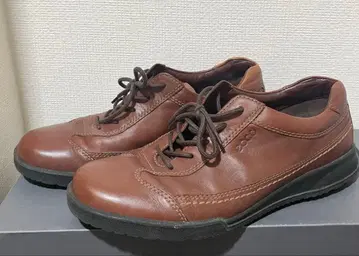 ECCO 가죽 스니커즈 26.0cm