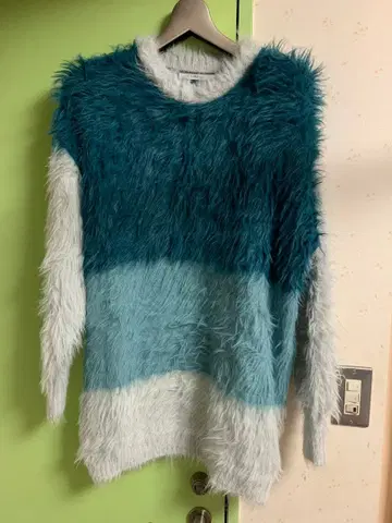 LUKU nari 그라데이션 퍼 니트