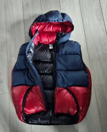 [ 새상품급 ] 페더 프렌즈 다운 베스트 미국제 헬리오스 후디