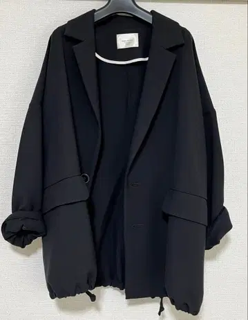 [ 멋진 자켓 ] Unpeu Femme 블랙 자켓