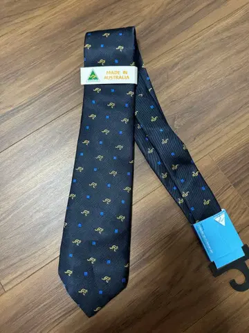 캥거루 패턴 네이비 넥타이 호주산