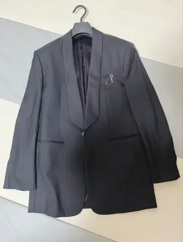 드레스드 앤드레스드 테일러드 자켓