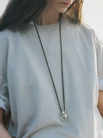 Llife DOUBLE RING PENDANT