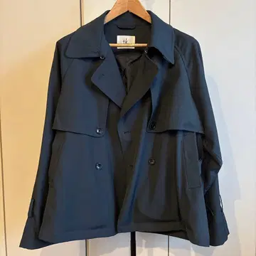 코트 트렌치코트 더블 크로스 숏 트렌치코트