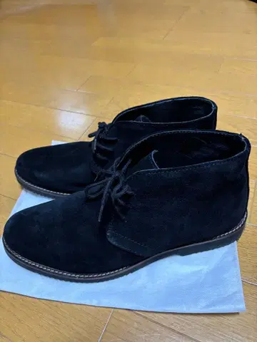 호킨스 블랙 스웨이드 레이스업 숏부츠