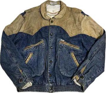 GUESS 데님 자켓 마티 맥플라이 착용 모델
