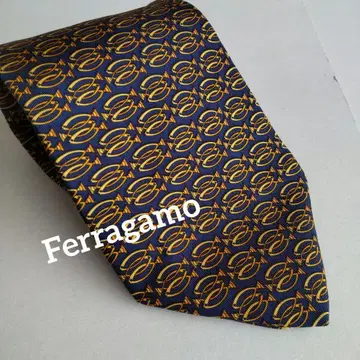 Ferragamo 총 패턴 넥타이
