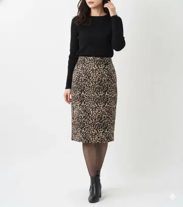 TONAL 타이트 미디 스커트 재규어 슬릿 카모플라쥬 레오파드