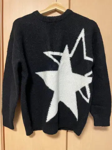 LOVELLESS 별 모양 디자인 니트 스웨터 S 사이즈