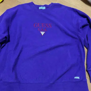 GUESS 퍼플 로고 맨투맨