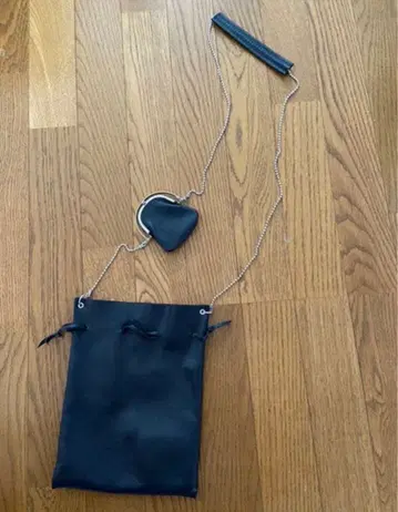 에드 로버트 재드슨 숄더 사코슈 코인 케이스 블랙 beams