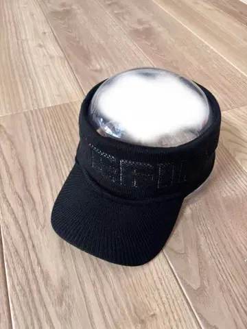 니트 플리스 바이저 블랙