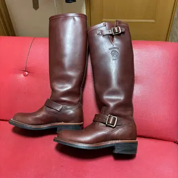 Chippewa 엔지니어 부츠 브라운