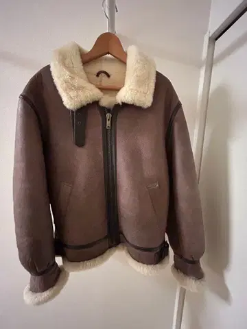 무스탕 플라이트 자켓