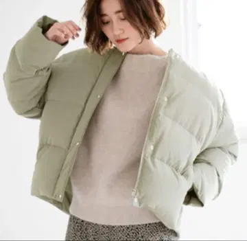 아파트 바이 로리즈 노카라 다운 자켓 톤 다운 그린