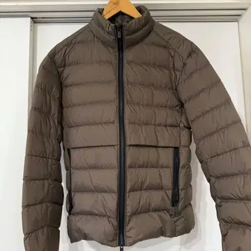 +J 한정판 유니클로 울트라 라이트 다운 브라운