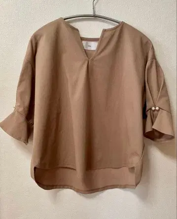 Vin 티셔츠 베이지 펄 반팔