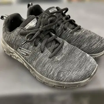 27cm 스케쳐스 라이트웨이트 스니커즈 올 블랙