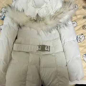 GYDA 롱 다운 코트 화이트