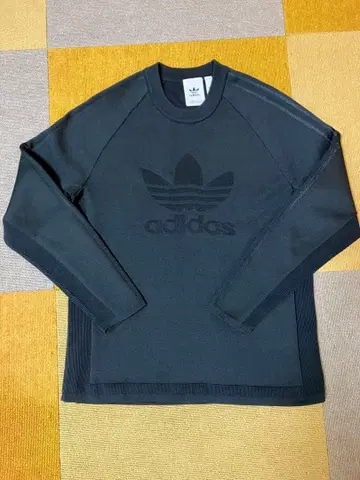 adidas knitted crew 새상품급