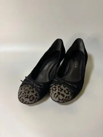 다이애나 레오파드 무늬 펌프스 24cm