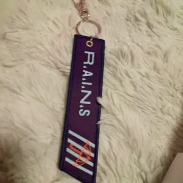 R.A.I.N.S 로고 키링 보라색
