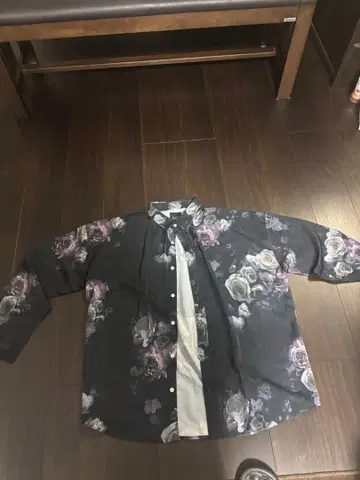 G.O.C. 플로럴 버튼다운 셔츠 F 사이즈