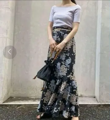 LILY BROWN 수국 패턴 머메이드 스커트 릴리 브라운