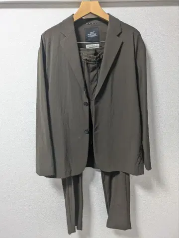 다크 브라운 캐주얼 수트 세트