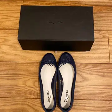 새상품급 박스 포함 Repetto 네이비 플랫슈즈