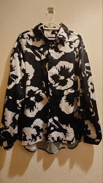 LiNoH PANSY 프린트 셔츠