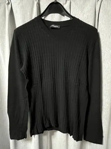 CoSTUME NATIONAL 블랙 V넥 코튼 x 나일론 스웨터