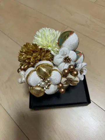 일본풍 꽃 머리 장식 화이트 골드