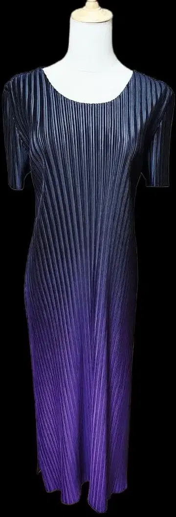 그라데이션 플리츠 반팔 원피스