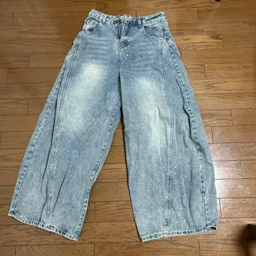 라이트 블루 배기 데님