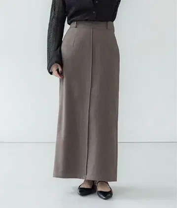 크루레 crewre 백 턱 내로우 스커트 브라운 사이즈 1