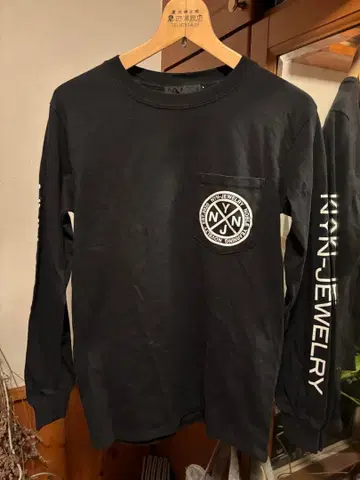 NYN-JEWELRY 블랙 긴팔 셔츠