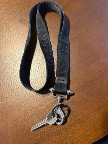 REPRESENT 키 목걸이 블랙