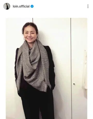 loin 하운드투스 트라이앵글 스톨 블랙 x 화이트 [ 새상품급 ]