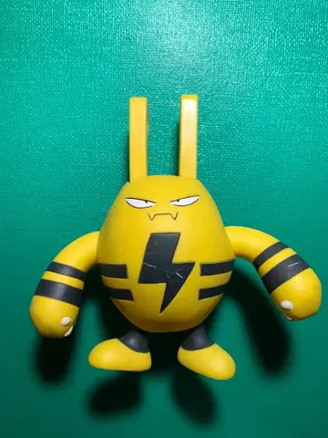 엘레키드 피규어