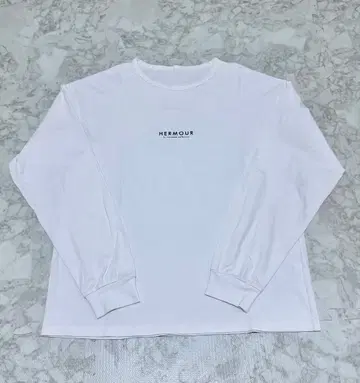 HERMOUR 에무르 정가 1.3만 티셔츠 SUAVELE 슈어블