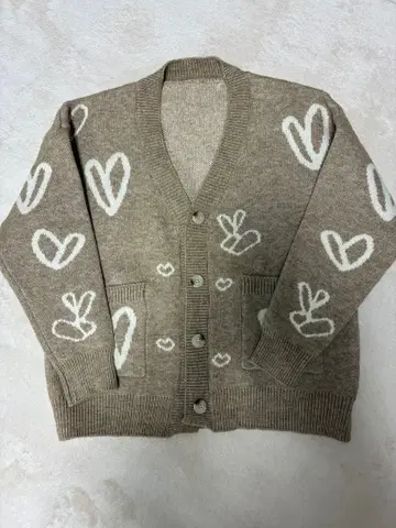 하트 무늬 니트 가디건 브라운