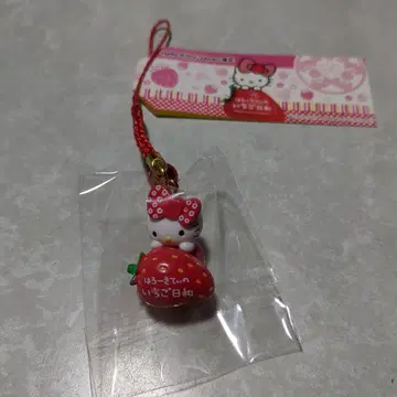 헬로키티 재팬 한정판 헬로키티의 딸기 날씨