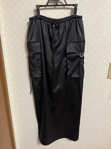 Searoomlynn 새틴 워크 스커트