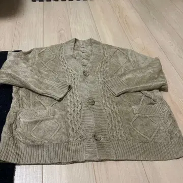 사토 타케루 ABYTS 베이지 가디건 사이즈 2