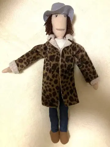 사이토 카즈요시 쿠타쿠타 인형 봉제 인형
