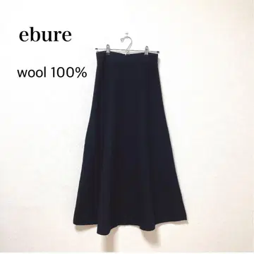 새상품급 ebure 니트 플레어 스커트 울 100% 블랙