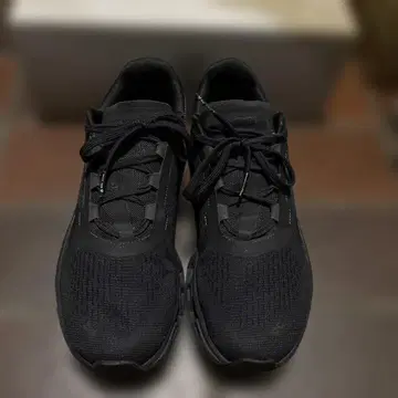 온 클라우드 몬스터 26cm 올 블랙