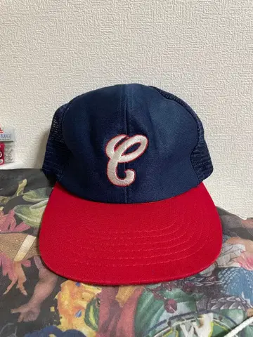 네이비 레드 야구 모자