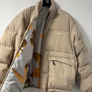 [ 컨디션 최상 ] montley 다운 자켓 버터플라이 나비